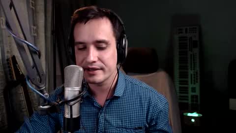 Snapshot of luckyman10000000 chatting on January 13, 2:33 pm luckyman10000000 online show from January 13, 2:33 pm