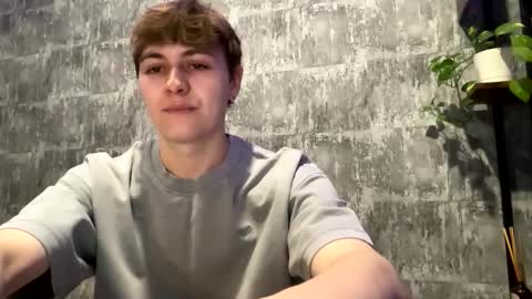 Ricky online show from December 15, 1:59 pm