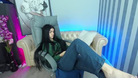 Monika online show from December 21, 4:46 pm