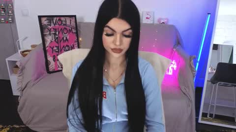 Monika online show from October 9, 8:01 am