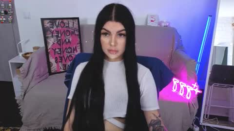 Monika online show from October 23, 1:10 pm