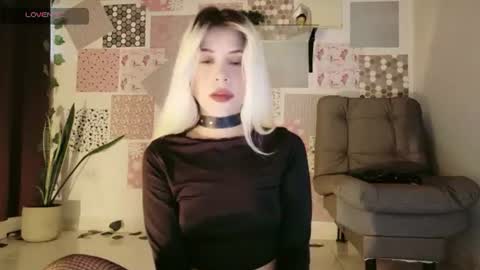 Snapshot of luckysapphire777 chatting on July 6, 4:53 pm luckysapphire777 online show from July 6, 4:53 pm