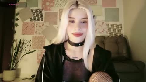 Snapshot of luckysapphire777 chatting on July 27, 12:12 pm luckysapphire777 online show from July 27, 12:12 pm