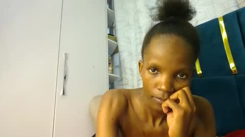 brielle online show from December 18, 11:49 am