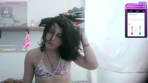 Lucrecia... new accout...OFS LU 21 online show from December 5, 7:06 pm