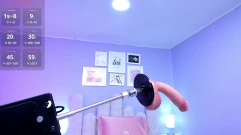 Lu online show from October 12, 7:35 pm