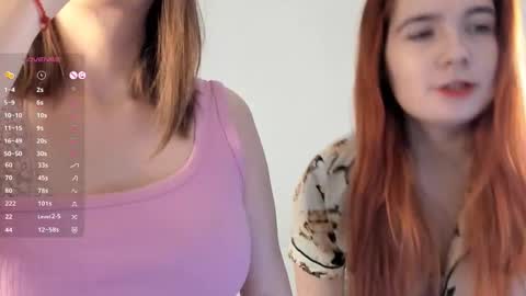 Snapshot of lucretiaburnaugh chatting on November 30, 6:39 am Rinredhead Gloriawith glasses Rayanother glasses online show from November 30, 6:39 am