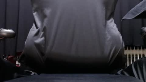 Snapshot of lucretiasissygothic chatting on November 18, 5:56 am lucretiasissygothic online show from November 18, 5:56 am