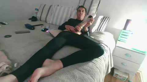 lucsefurr online show from February 11, 8:25 pm