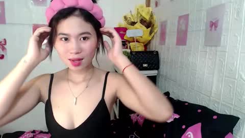 Snapshot of lucsin chatting on November 28, 10:40 am lucsin online show from November 28, 10:40 am