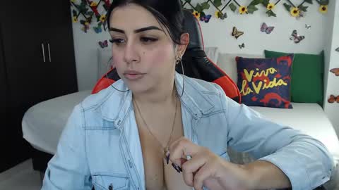 luciana online show from December 26, 5:15 am