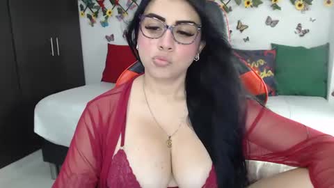 luciana online show from January 3, 3:49 am