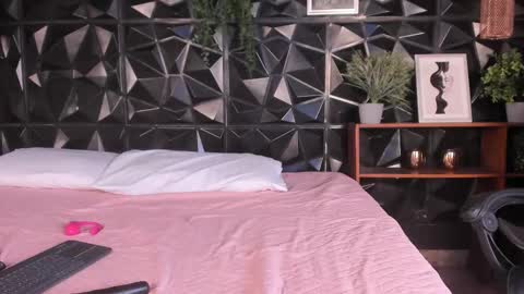 Snapshot of lucy0420 chatting on March 21, 8:34 pm Lucy online show from March 21, 8:34 pm