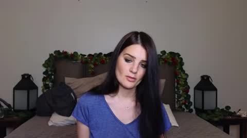 Lucy online show from November 22, 9:14 pm