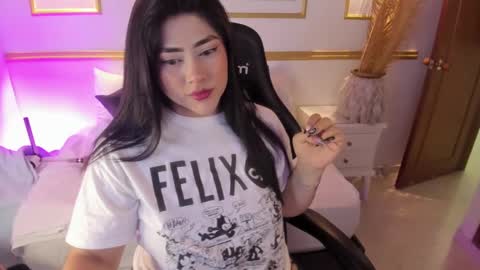 lucy online show from December 29, 2:27 am