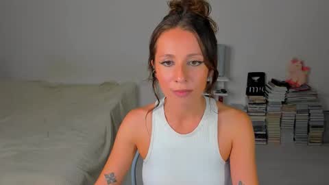lucy__ray online show from September 16, 8:10 pm