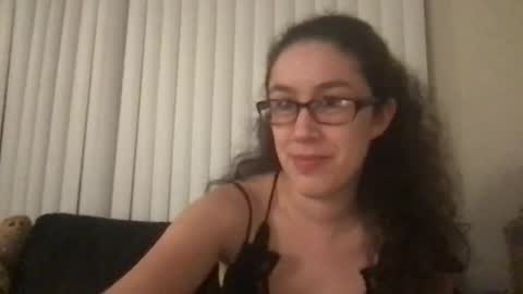 Lucy online show from February 14, 6:10 am