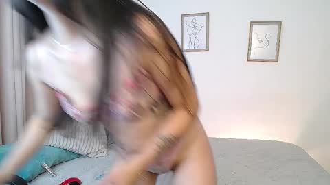 Lucia online show from February 26, 10:20 pm