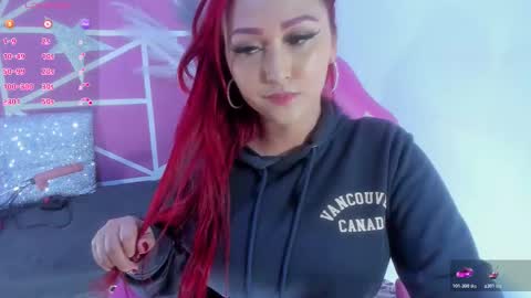 lucy_beatifull online show from February 25, 10:08 pm