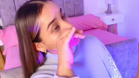 lucy online show from March 19, 3:43 am