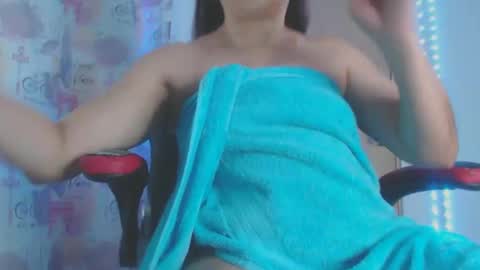 lucy online show from February 5, 5:09 am