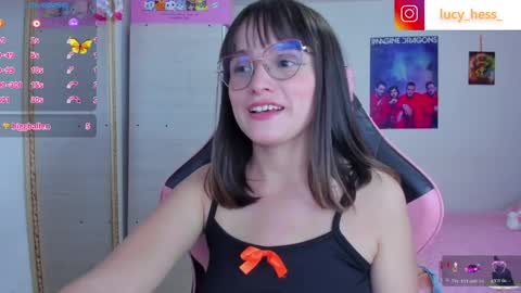 Snapshot of lucy_hess_ chatting on March 29, 10:10 pm Lucy online show from March 29, 10:10 pm