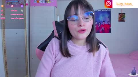 Snapshot of lucy_hess_ chatting on April 11, 10:03 pm Lucy online show from April 11, 10:03 pm