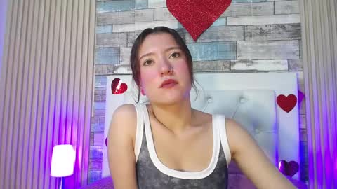 lucy_hs online show from February 13, 3:50 am