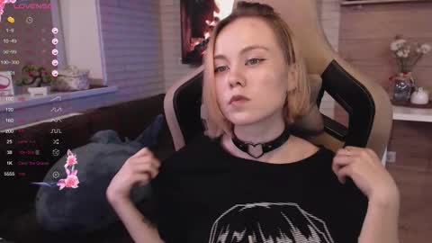 Lucy online show from September 9, 8:30 pm