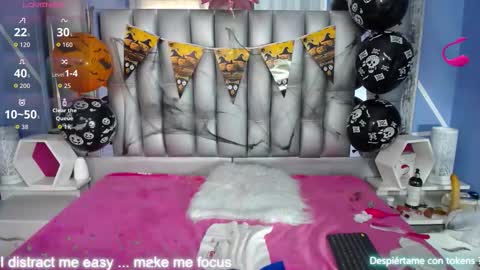  SleepyAbuela online show from October 12, 1:10 pm