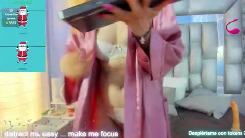  SleepyAbuela online show from December 13, 7:53 pm