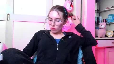 Lulu online show from September 18, 12:23 am