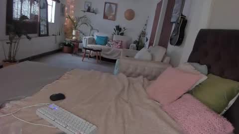 luciana online show from September 14, 4:39 pm