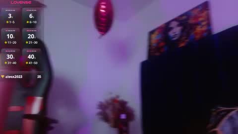 lucy_wish1 online show from July 29, 4:21 am