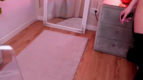 LucyAddison online show from March 11, 4:51 pm