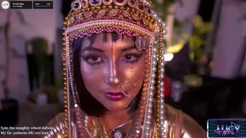 Snapshot of lucyallenx chatting on October 30, 10:21 pm Lucy Alien online show from October 30, 10:21 pm