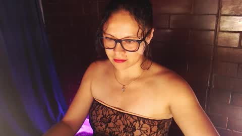  Lucy Blue  online show from December 3, 3:25 am