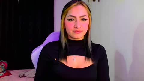 LUCIA  online show from December 6, 11:03 pm