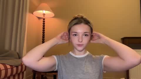 Lucy online show from March 26, 12:06 am