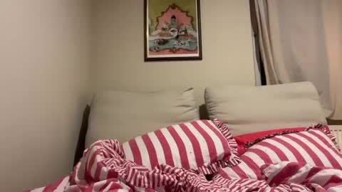Lucy online show from April 29, 11:11 pm