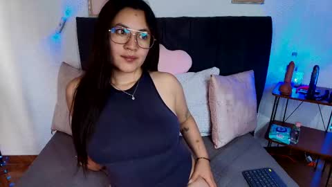 sam online show from June 4, 8:15 pm