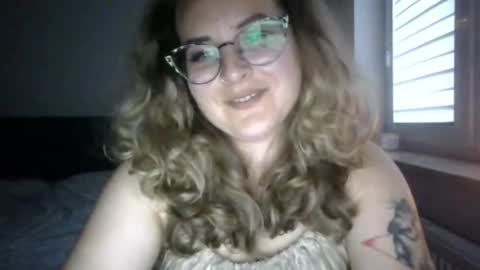 lucyflirt online show from July 8, 6:34 pm
