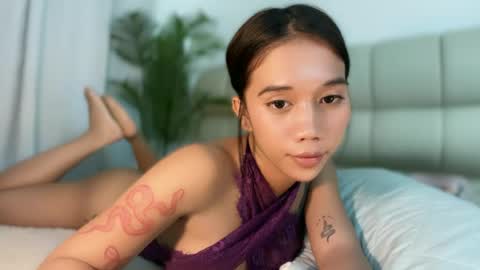 lucyforr online show from July 3, 5:14 am