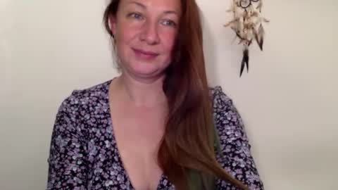 LucyKissxx online show from November 4, 10:09 pm