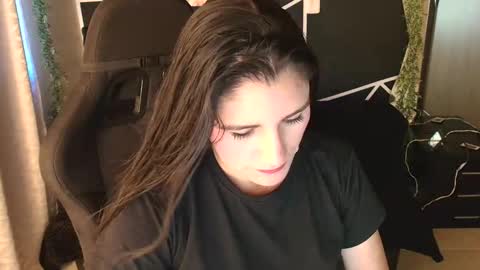 LUCY online show from May 18, 5:52 pm
