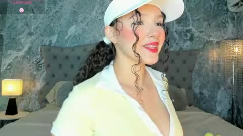 Lucy online show from July 16, 2:39 am