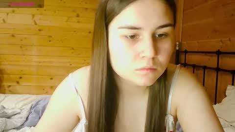 Snapshot of lucymur chatting on March 19, 5:39 pm Lucy online show from March 19, 5:39 pm