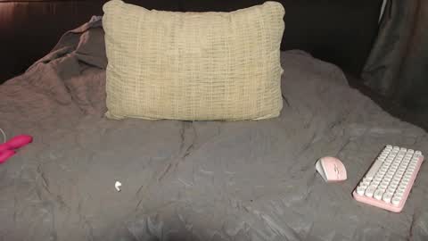 Lucy online show from March 12, 2:56 pm