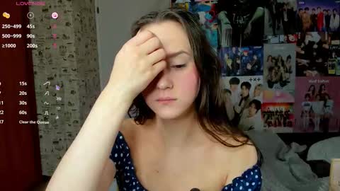 Lucy Rose online show from September 29, 4:50 am