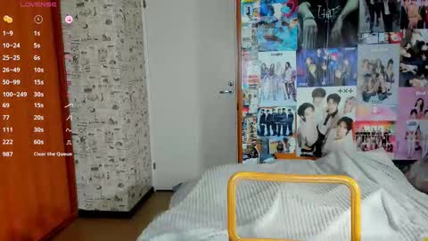 Lucy Rose online show from October 17, 4:59 am